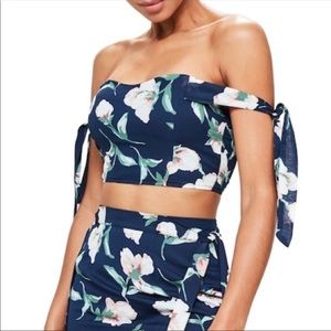 NWT Missguided - Off Shoulder Floral Crop Bustier